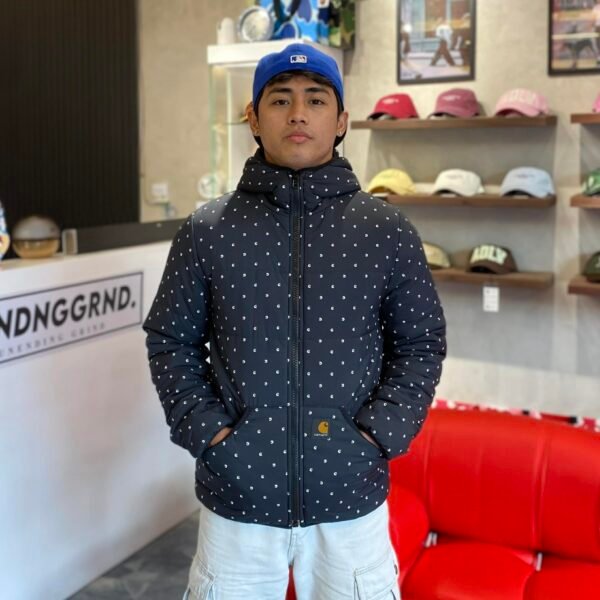 CARHARTT AOP Black Puffer Jacket (XS)