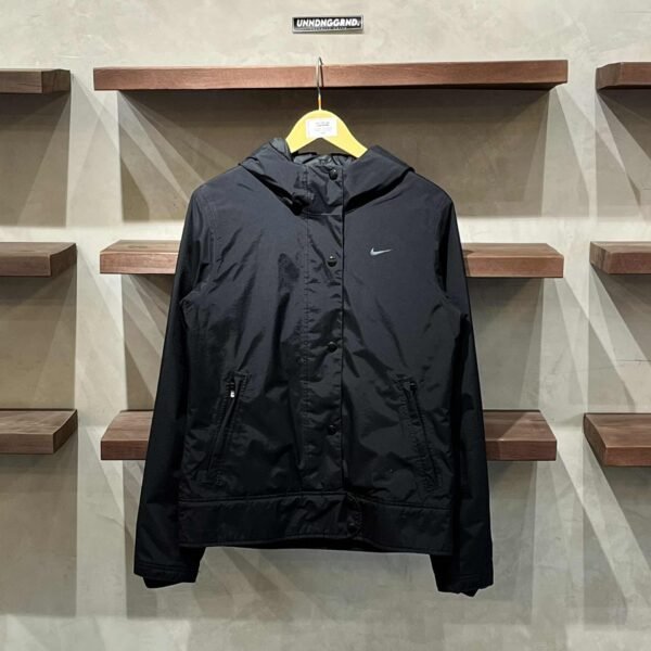 Nike Black Women Outdoor Jacket (Medium) - SOLD