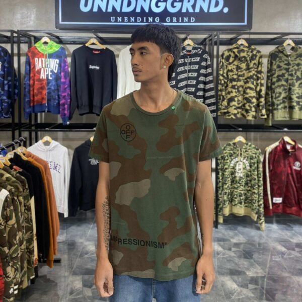 OFF-WHITE Green Camouflage Tee (Large)