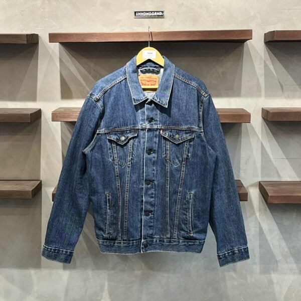 LEVIS Denim Jacket (Large) - SOLD