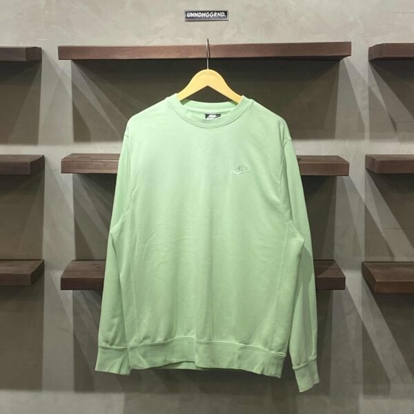 NIKE Basic Green Crewneck (Large)