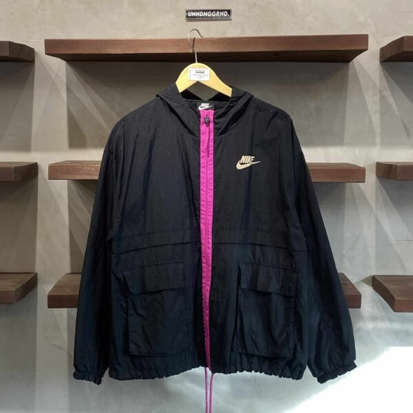NIKE Black Woven Zip Up Women (Large)