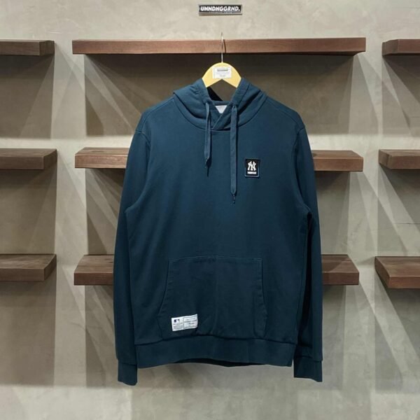 MLB NY Yankees Dark Green Hoodie (XL) – SOLD