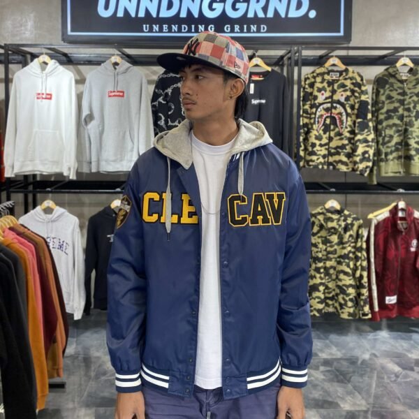 NBA Cleveland Cavaliers Navy Blue Varsity W/ Hood (Medium) - SOLD