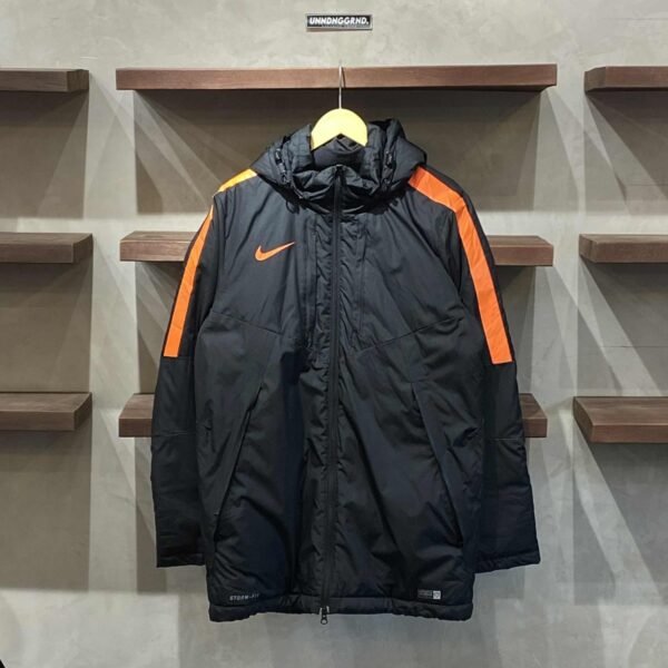 NIKE Black Orange Puffer Jacket (Medium) - SOLD