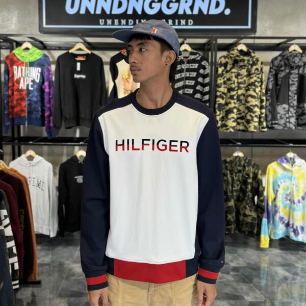 TOMMY HILFIGER 3Toned Cotton Sweatshirt (Large) - SOLD