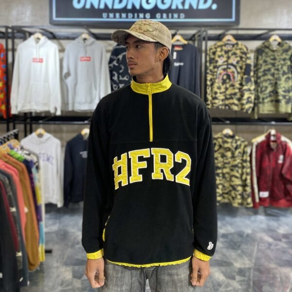 FR2 Fleece Black & Yellow Qzip (Large) - SOLD