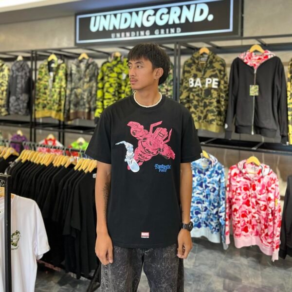 BRANDNEW BAPE x MARVEL F4 Galactus & Silver Surfer Black Tee (XL)