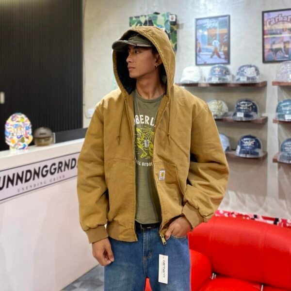 BRANDNEW CARHARTT Active Wear Brown Zip Up Hoodie (Medium) - SOLD