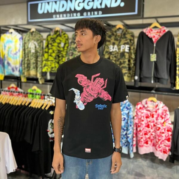 BRANDNEW BAPE x MARVEL F4 Galactus & Silver Surfer Black Tee (Large)