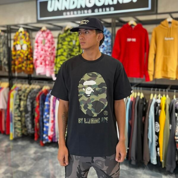 BRANDNEW BAPE 1st Camo Big Head Black Tee (XL) - SOLD