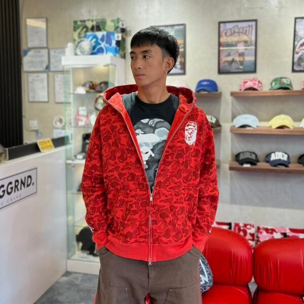 BRANDNEW BAPE China 13TH Anniversary Red Camo Shark Full Zip Hoodie (XL)