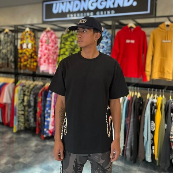 BRANDNEW BAPE 1st Camo Side Shark Black Tee (XL) - SOLD