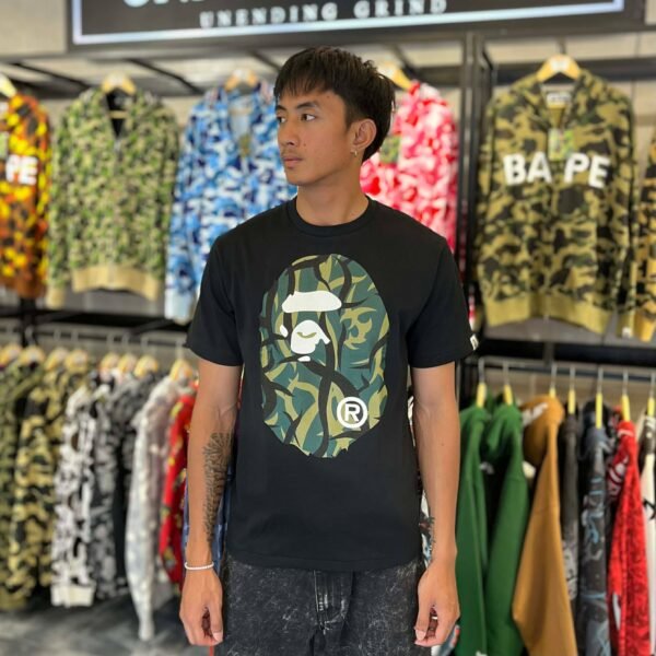 BRANDNEW BAPE Trial Green Camo Big Ape Head Mirror Black Tee (Medium)