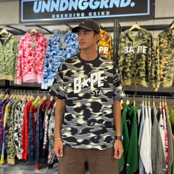BRANDNEW BAPE Screen Camo STA Logo Relaxed Fit Tee (Large)
