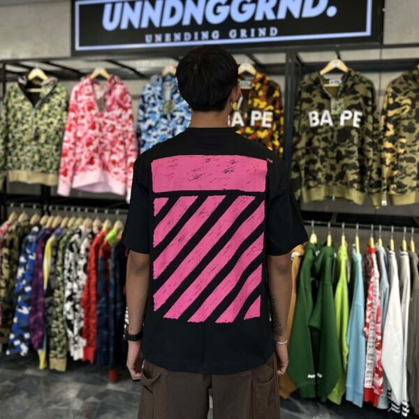 BRANDNEW OFF-WHITE Pink Logo Black Tee (Large)
