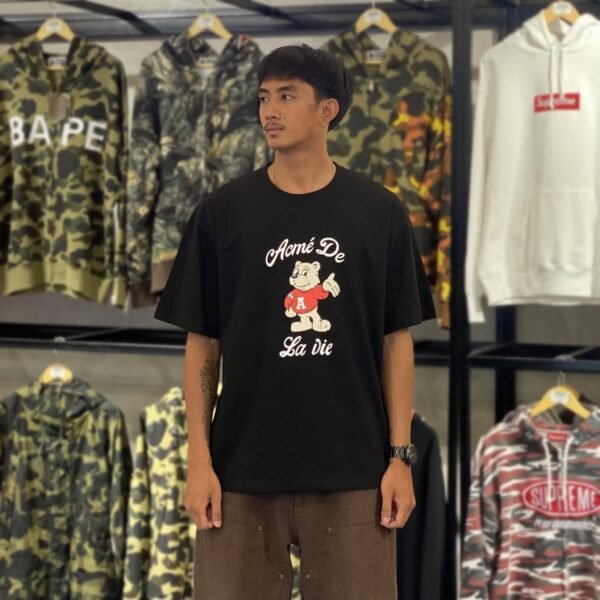 BRANDNEW ADLV Ac Bear Welcome Black Tee (size 2)