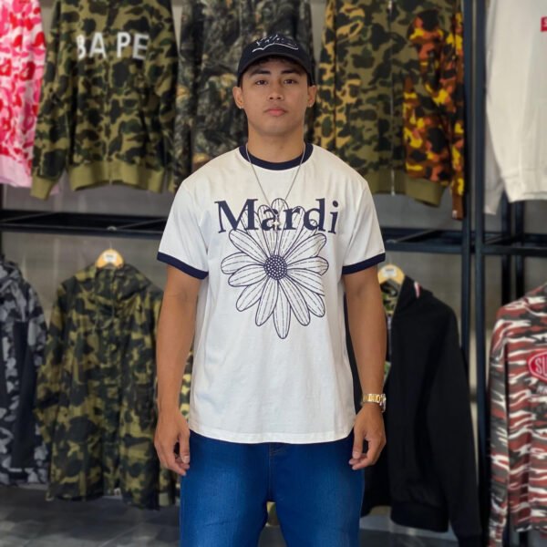 BRANDNEW Mardi Mercredi Navy Blue Flower Ivory Tee (Free size)