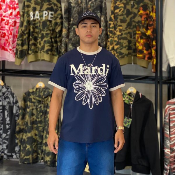 BRANDNEW Mardi Mercredi Ivory Flower Navy Blue Tee (Free size)