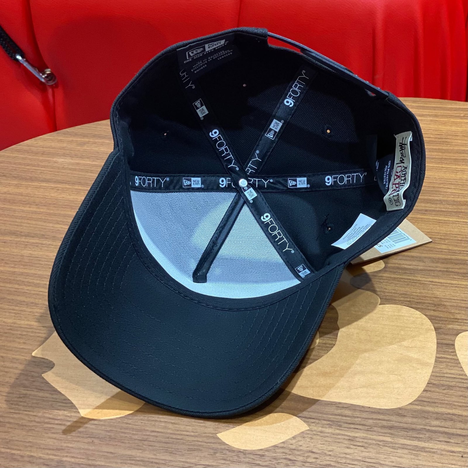 BRANDNEW STUSSY x New Era 9Forty Basic Snapback Black Cap - Image 5