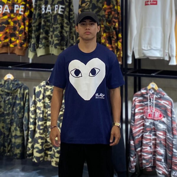 BRANDNEW CDG Play White Heart Eye Blue Tee (Large)