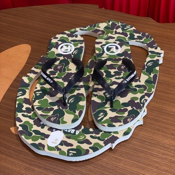 BRANDNEW BAPE Abc Camo Green Beach Sandals (size 10-11 Large) - SOLD