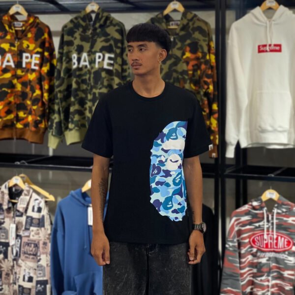 BRANDNEW BAPE Abc Camo Blue Side Big Ape Head Black Tee (Large)