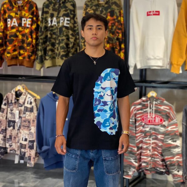 BRANDNEW BAPE Abc Camo Blue Side Big Ape Head Black Tee (Medium)