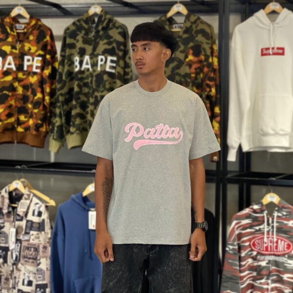 BRANDNEW PATTA Logo Tail Gray Tee (Medium)