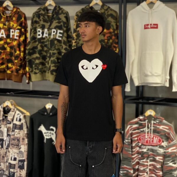 BRANDNEW CDG Play White Heart Black Tee (XL)