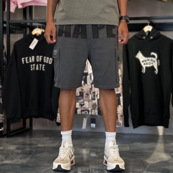 BRANDNEW AAPE Spellout Moonface Dark Gray Cargo Sweat Shorts (XL)