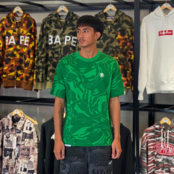 BRANDNEW AAPE BY *A BATHING APE® Moonface Logo Green Camo Relaxed Fit Tee (Medium) - SOLD