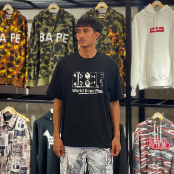 BRANDNEW BAPE Baby Milo Figure Relaxed Fit Black Tee (Large)