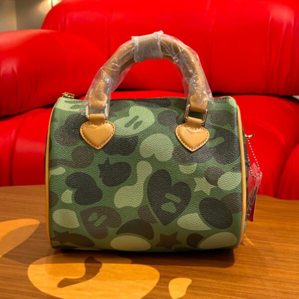 BRANDNEW BAPE Apee Green Camo Mini Hand Bag
