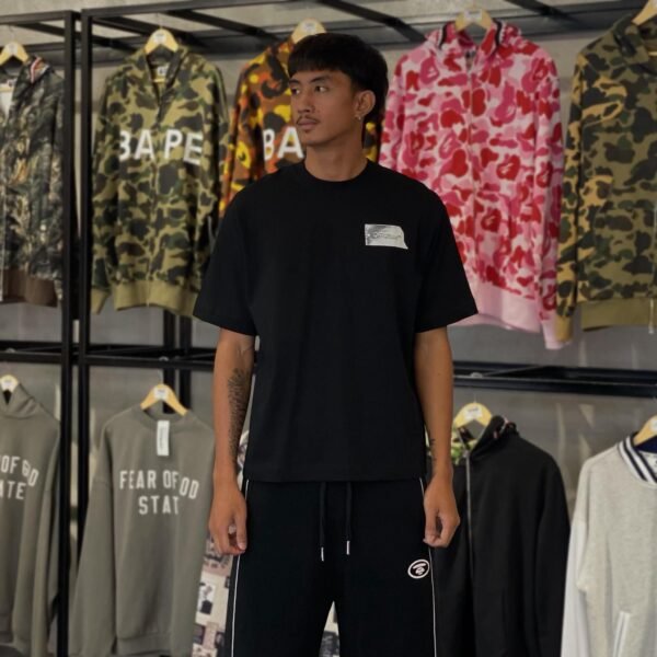 BRANDNEW Off-White Metallic Silver Arrow Black Tee (Medium) – SOLD