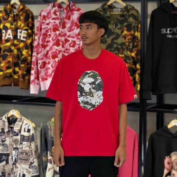 BRANDNEW BAPE Hybrid Camo Head Mirror Logo Relaxed Fit Red Tee (Large)