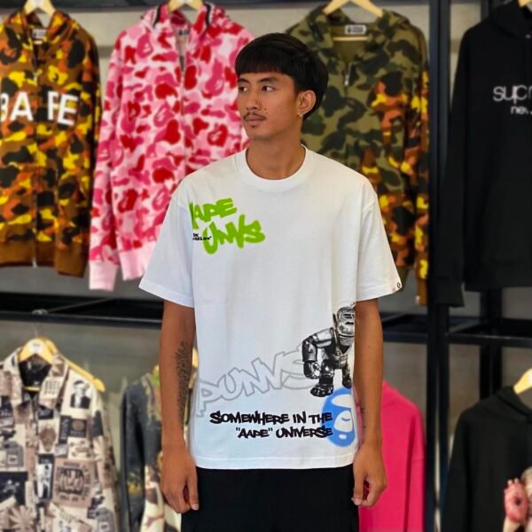 BRANDNEW AAPE BY *A BATHING APE® UNVS Street Beat Graffiti Relaxed Fit White Tee (Medium) - SOLD
