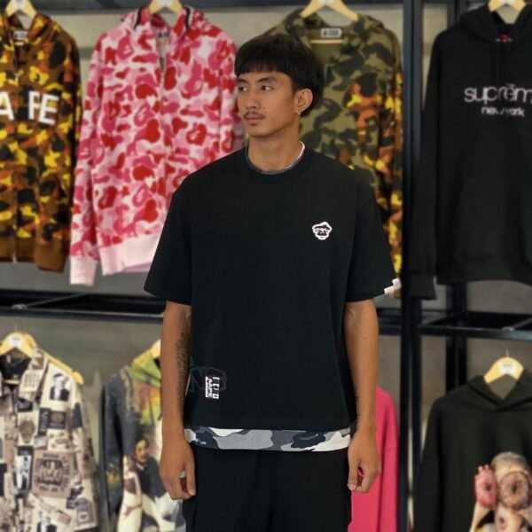 BRANDNEW AAPE BY *A BATHING APE® Moonface Logo Camouflage Detail Relaxed Fit Black Tee (Medium) - SOLD