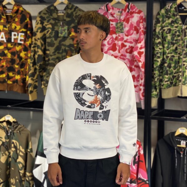 BRANDNEW AAPE BY *A BATHING APE® X Dragon Ball White Crewneck (Small)