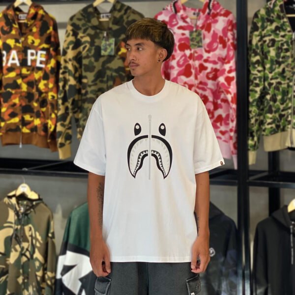 BRANDNEW BAPE Shark WGM #1 Relaxed Fit White Tee (XL)